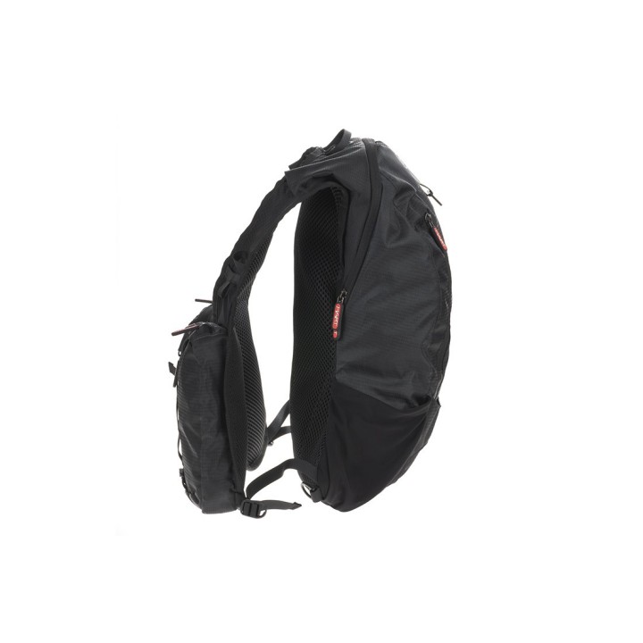 Chaleco Mochila Ultraligero Hart | Hidrorepelente y Multifuncional