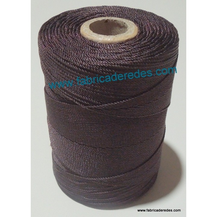 Hilo nylon 210/18 (2220) Marrón