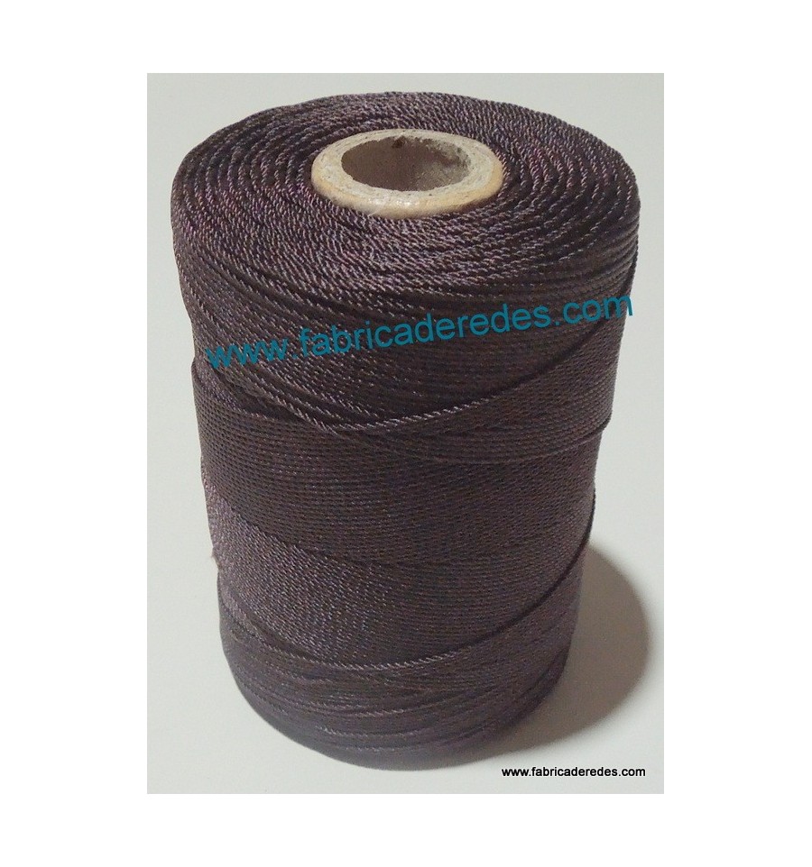 210/18 brown twisted nylon thread in 250 gram obillos