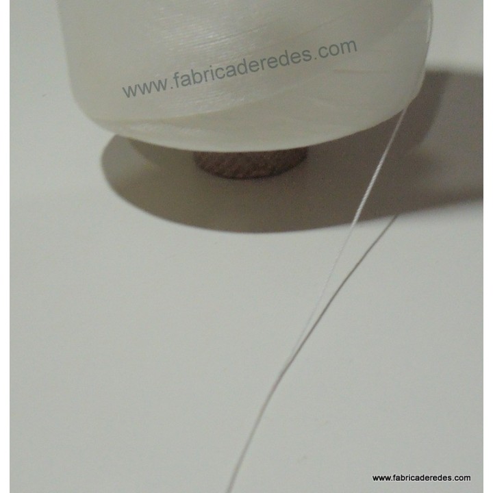 Hilo nylon 210/3 (13000) Blanco