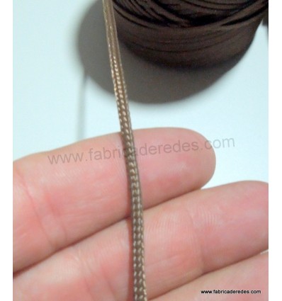 Braided nylon thread 8843 in brown.