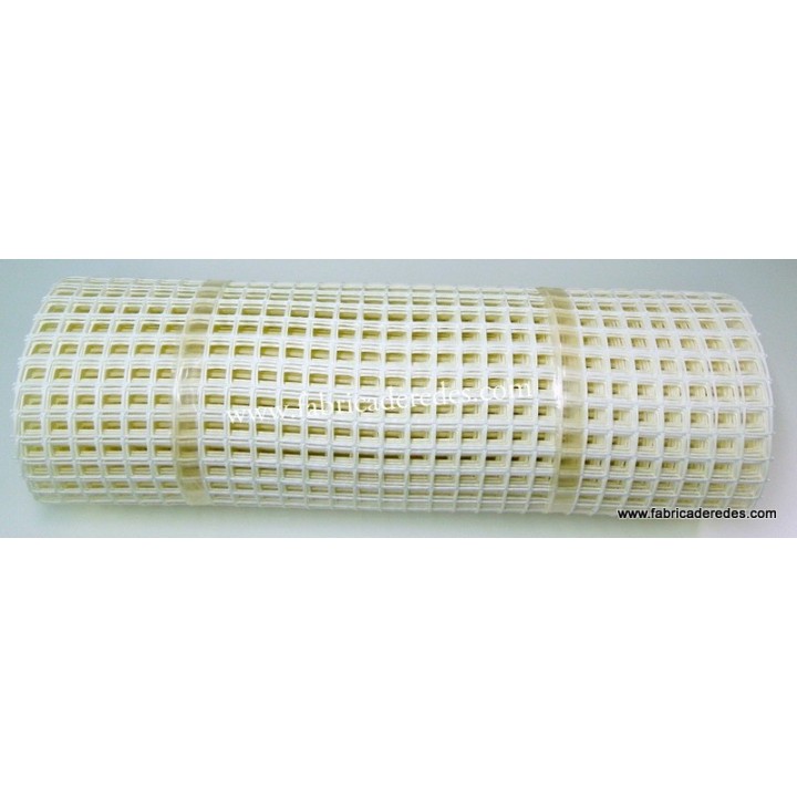 SQUARE PLASTIC MESH WHITE 3cm x 3cm 450 grs