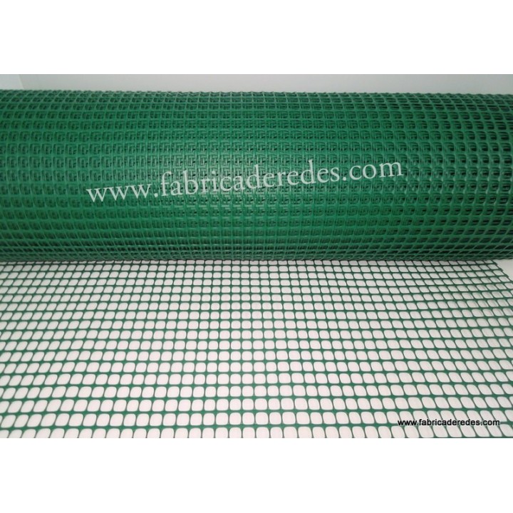 MAILLE CARRÉE EN PLASTIQUE VERT 1,6cm x 1,6cm 610 grs