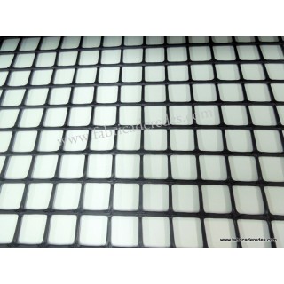 MAGLIA QUADRATA IN PLASTICA NERO 2,5cm x 2,5m 540grs