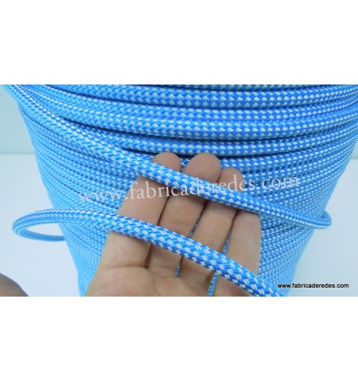 Climbing net made of Ø 16 mm PP rope, # 100 mm mesh size, knots spliced by  hand