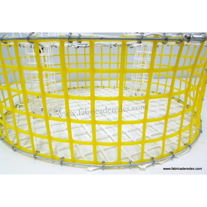 Nasa pulpo chata amarilla y blanca