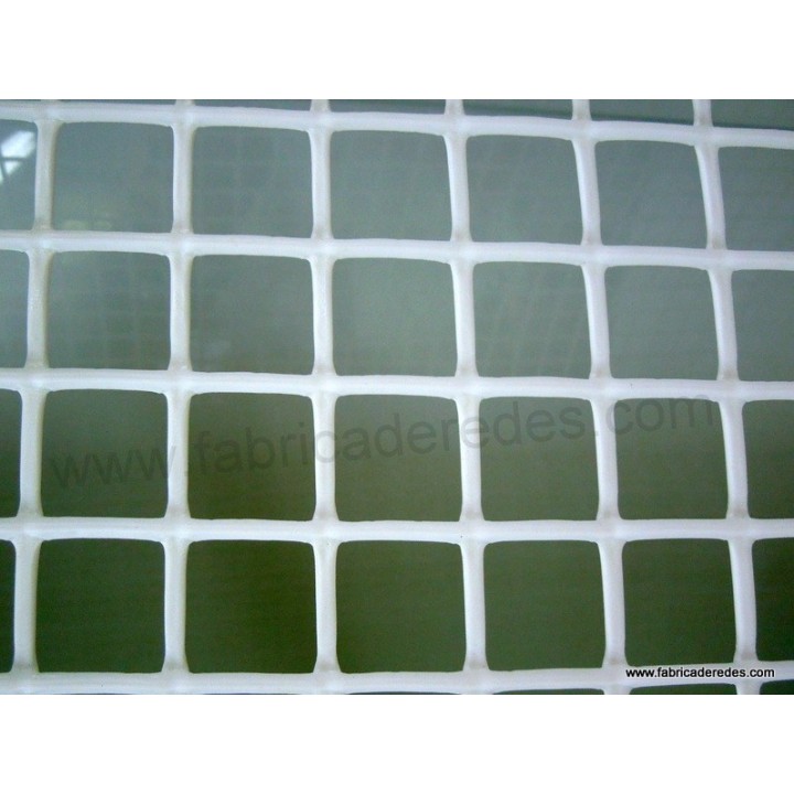 White square plastic mesh 3cm x 3cm 750 grams