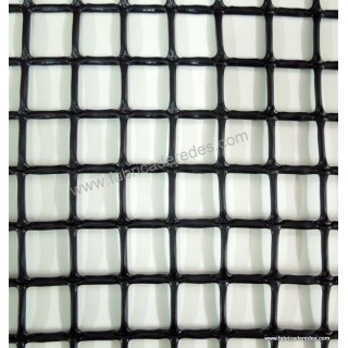 Malla cuadrada NEGRA 2,5cm x 2,5cm 650 gramos