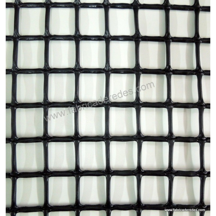 Malla cuadrada NEGRA 2,5cm x 2,5cm 650 gramos