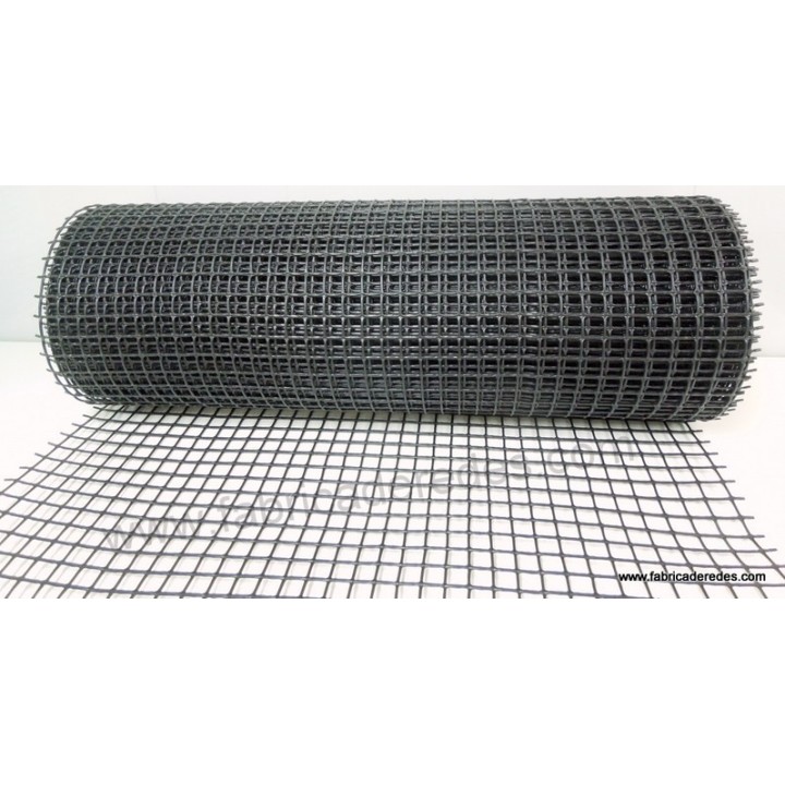 Malla cuadrada NEGRA 2,5cm x 2,5cm 650 gramos
