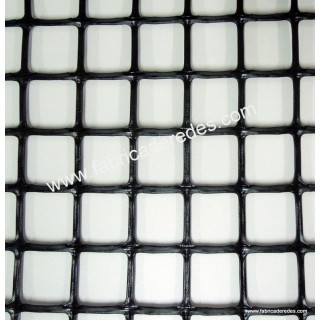 Malla cuadrada NEGRA 3CM X 3CM 450 GRAMOS