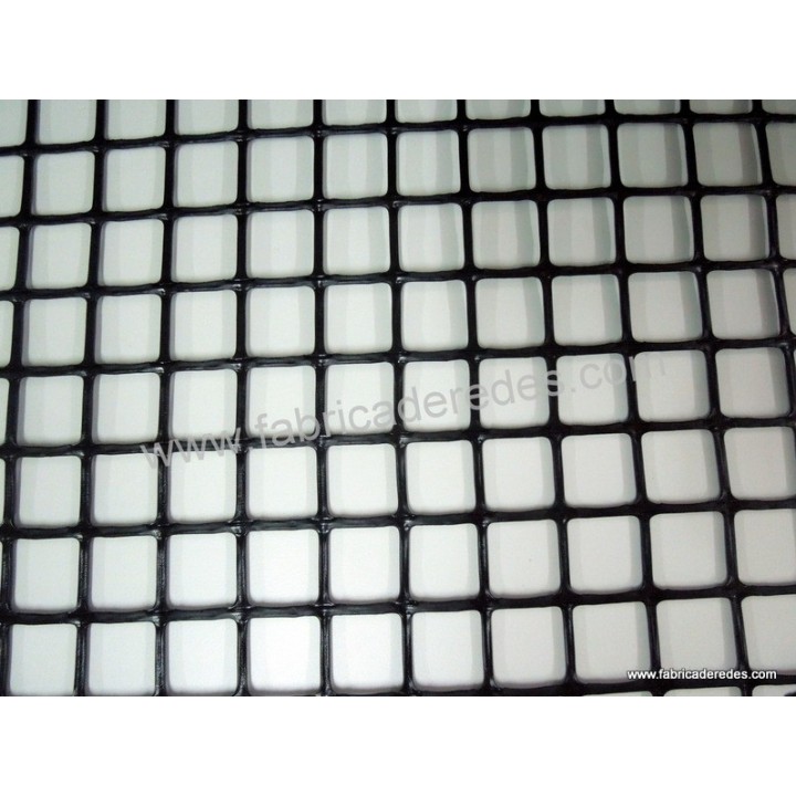 Malla cuadrada NEGRA 3CM X 3CM 450 GRAMOS