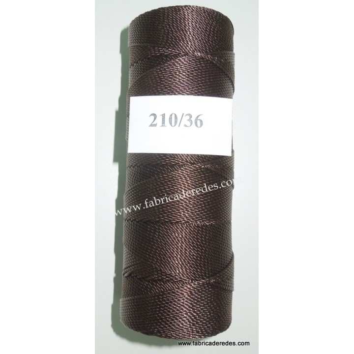 Hilo nylon 210/36 (1110) MARRON