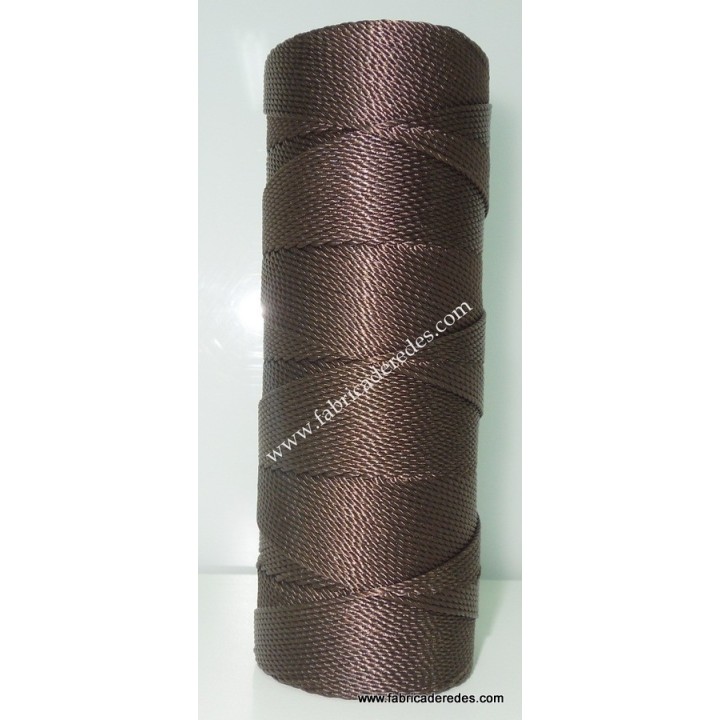 Hilo nylon 210/36 (1110) MARRON