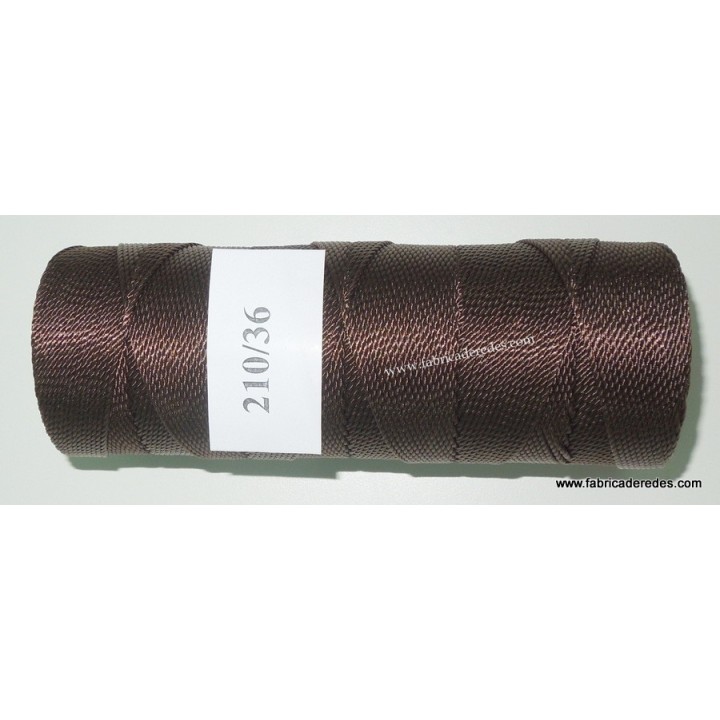 Hilo nylon 210/36 (1110) MARRON