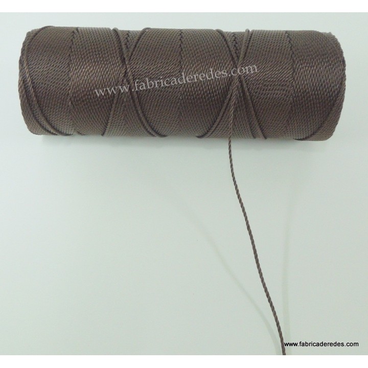 Hilo nylon 210/36 (1110) MARRON