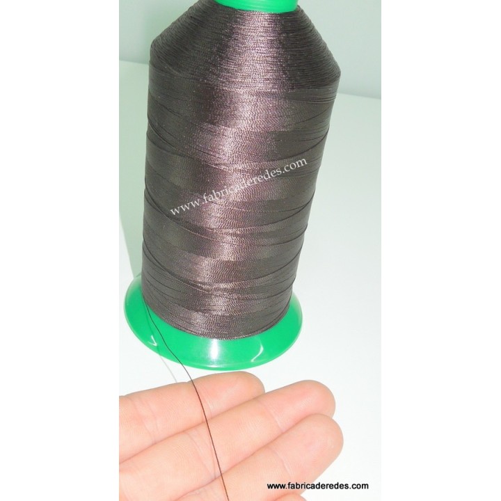 Hilo nylon 210/3 (13000) MARRON
