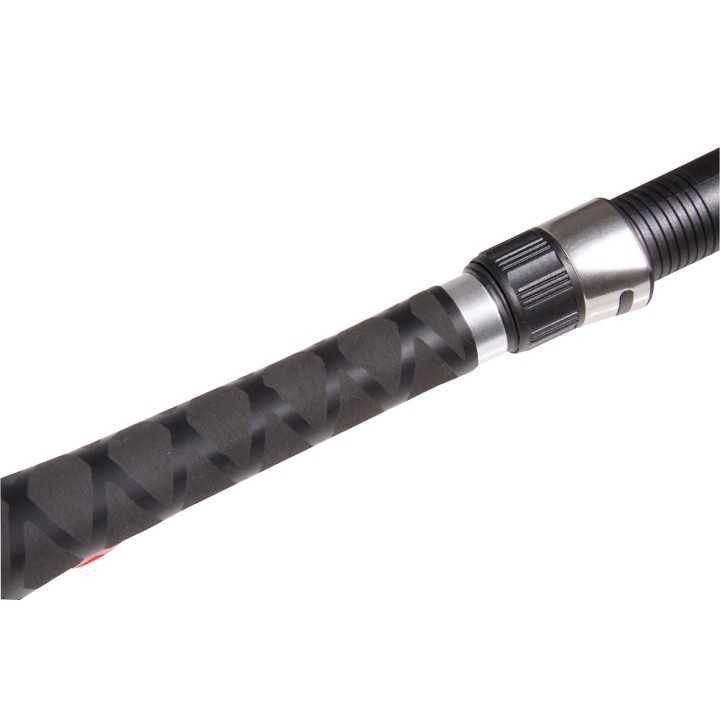 Heat shrink tubing handle for rod protection