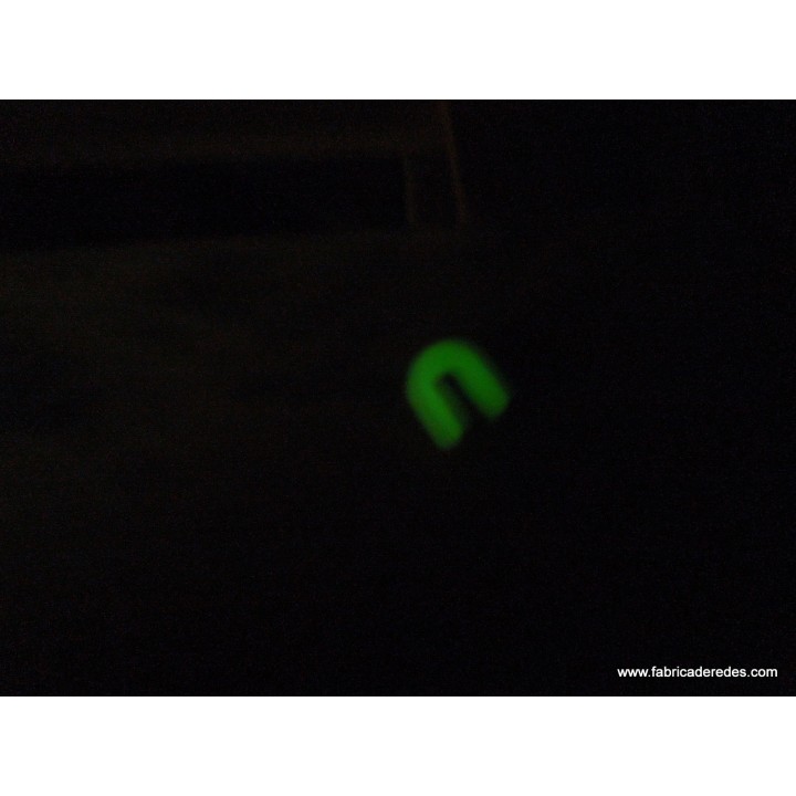 Dé à coudre fluorescent