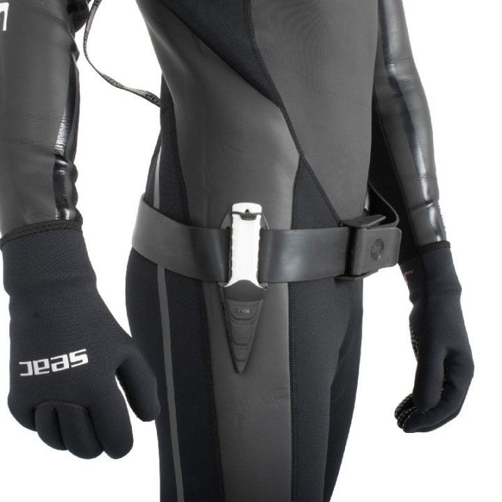 Cuchillo Samurai: Precisión y Resistencia para Buceo