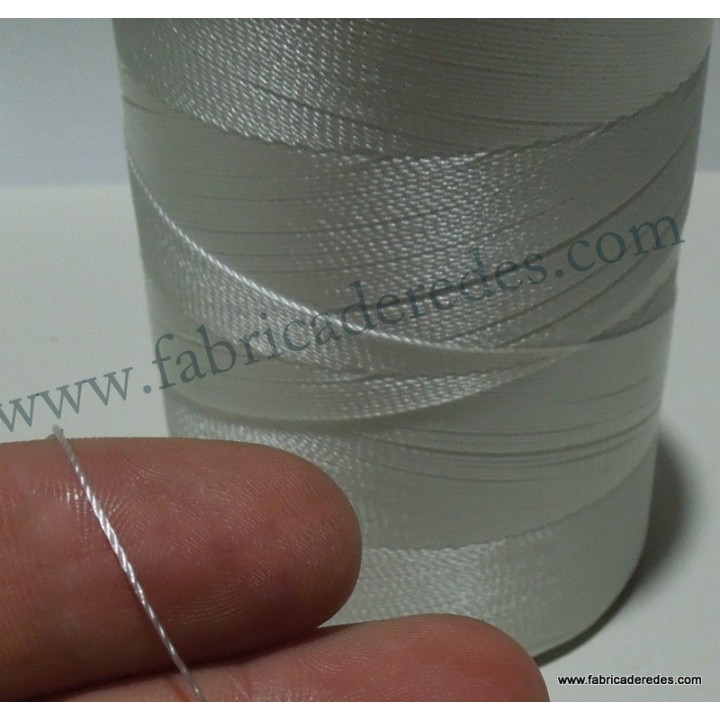 Hilo nylon 210/6 (6600) blanco