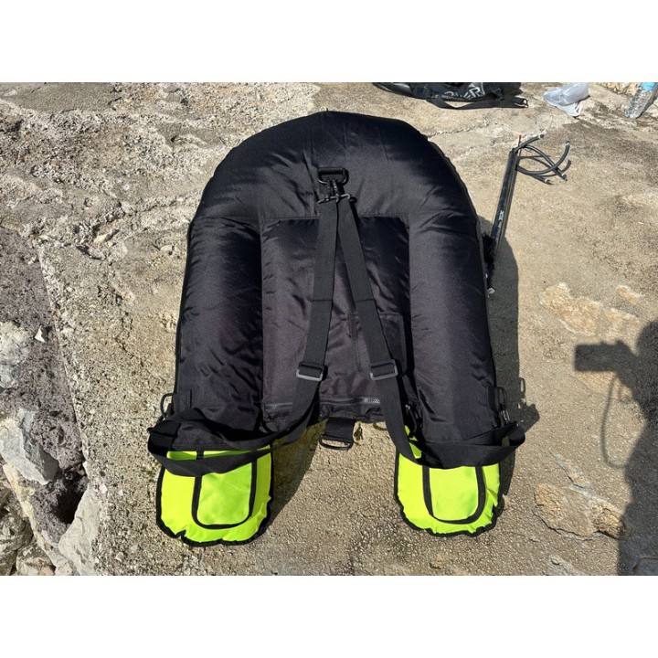 Underwater Fishing Boya: SEAC BRIDGE