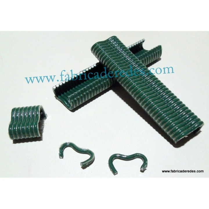 Grapa plastificada verde A18