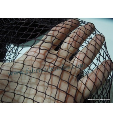 Red de pesca de cerco o traiña sin nudo de 210/6 y 20 pasas x 400md.