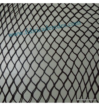 Seine fishing net or knotless Traiña of 210/6 and 20 x 400md raisins.